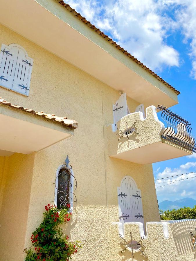 Sperlonga Paradise Suites 500M Dal Mare In Estate Servizio Navetta Per Sperlonga Centro 外观 照片